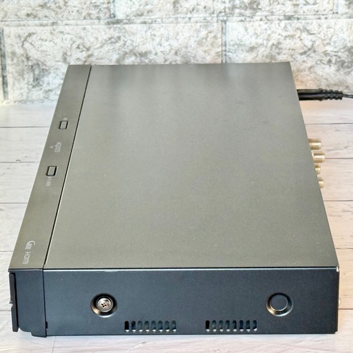2019年製 シャープ「アクオス・ブルーレイ」HDD容量500GB・3チューナー 