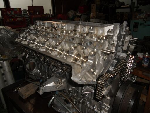 MB-120-V12エンジン加工済みシリンダーヘツト販売