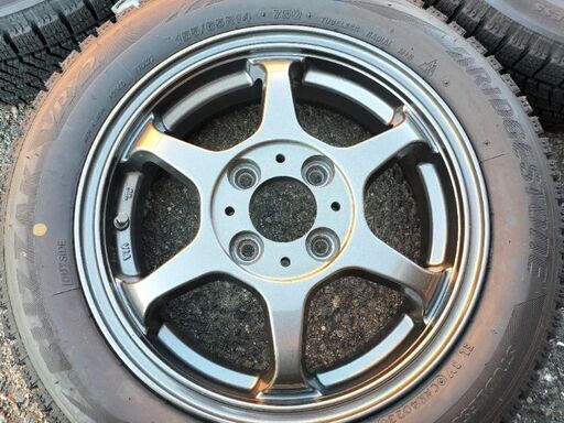 軽自動車　スタッドレス ブリザックVRX2
