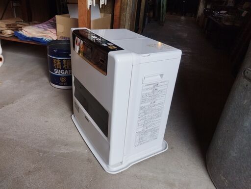 コロナ 石油ファンヒーター リモコン付き 2016年製　/UJ-1121 北 石油ファンヒーター リモコン」の人気商品一覧 | 安い商品を通販サイト