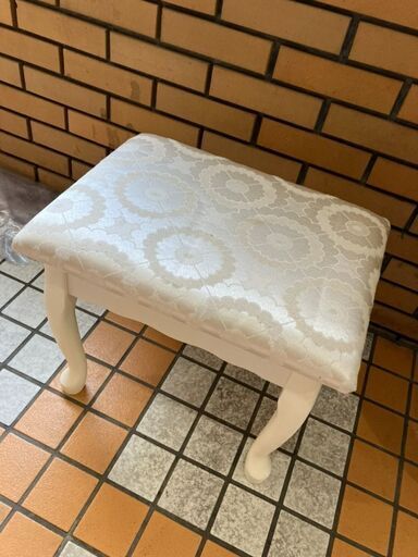 アンティーク　スツール