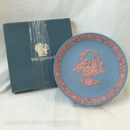 箱付き　ウェッジウッド　バレンタインプレート　Limited Edition　2000　幅(W)167mm × 奥行(D)167mm × 高さ(H)18mm