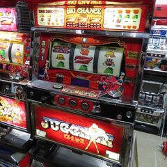 ジャグラーガール （B4-27）