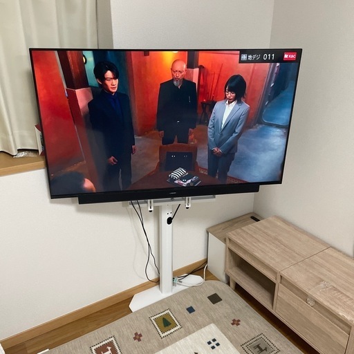 テレビ50型+テレビ台白 (福克知) 藤崎のテレビ《液晶テレビ》の中古あげます・譲ります｜ジモティーで不用品の処分