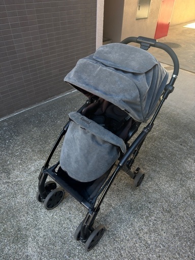 美品】Combi AttO type-C ローマングレー