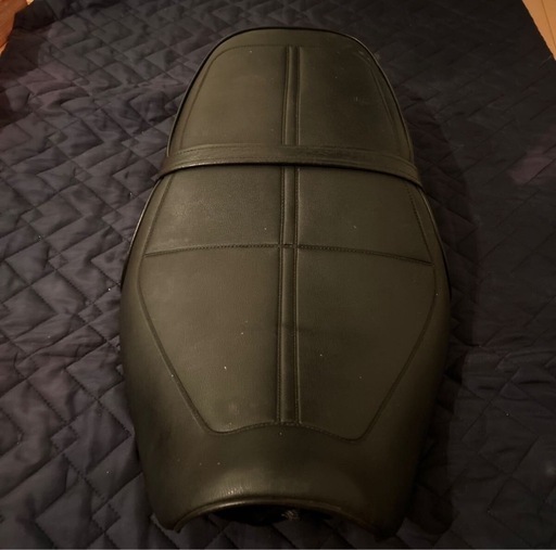 バリオス2 純正シート　 BALIUS-II 純正 シート カワサキ バリオス2 超美品 ZR250B 純正シート
