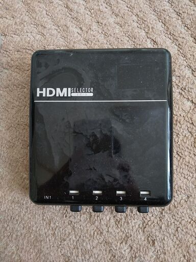HDMIセレクター ４ポートスイッチ（電源不要）オーム電機