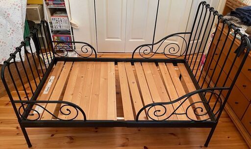 IKEA/イケア子供用伸長式ベッドMINNEN (ブラック)(引き取りのみ対応