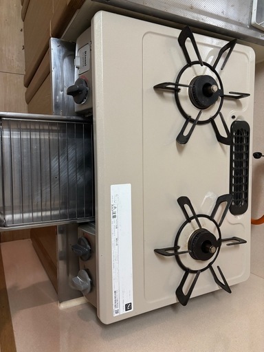 決まりました。受付終了。2019年製 リンナイ ガスコンロ - 野太い 