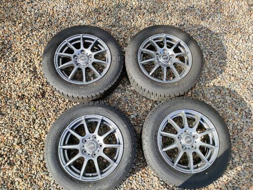 22年製スタッドレスタイヤホイールセット 185/65R15 TOMO3さんさん専用