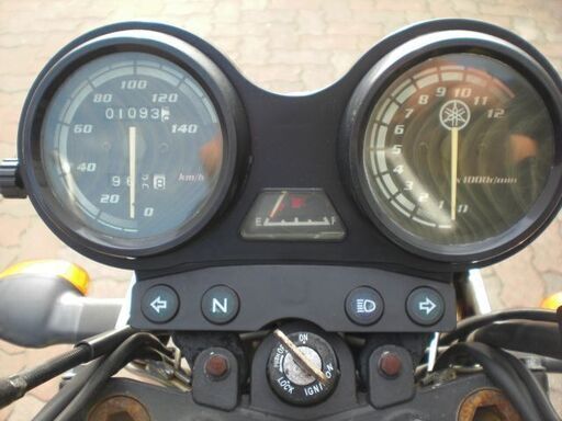 YBR125 キャブ車 オイル/プラグ/シートカバー新品交換済み 現状/実働車