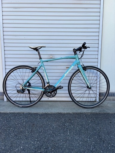 ☆前後タイヤ中古品☆ 700C クロスバイク 防犯登録料込価格︎‼︎