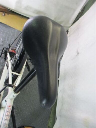 D922 ☆9800円☆ 折りたたみ中古自転車【20インチ 白 】 DAHON 