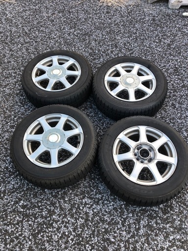 お譲り先決まりました]アルミホイール付スタッドレスタイヤ4本セット