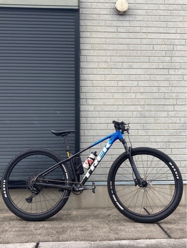 ルイガノGRIND 9マウンテンバイク 320 ブラック ルイガノGRIND 9マウンテンバイク 320 ブラック（LOUIS GARNEAU