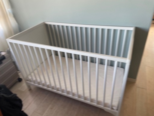 IKEA MYLLRA ミルラ ベビーベッド マットレス付き IKEA MYLLRA ミルラ