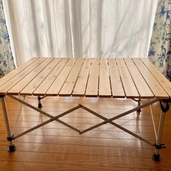 【2月1日限定★ポイント5倍】アウトドア 幅90cm 2~4人 木製 テーブル ロールテーブル 折りたたみ コンパクト キャンプ 運動会 花見 BBQ  リモートワーク 家具 ウッドロールトップテーブル 収納袋付き 天然木 ウッドテーブル アウトレット 訳あり | 一勝堂