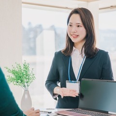 レンタカー店フロント業務【勤務時間が選べます！無料駐車場完備★普...