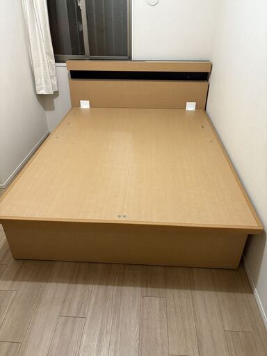 IKEAベッドフレーム クイーンサイズ 収納付きベッド（引き出し付き