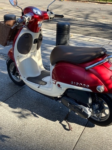 HONDA ジョルノ　キャンディレッド\n