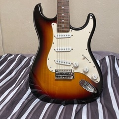 ESP ナビゲーター ストラト(ノブ、ピックガード変更済)