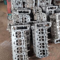 MB-126-124-201エンジン-シリンダーヘツト販売