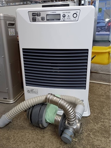 万代店 分解掃除済み ○CORONA コロナ 密閉式石油ストーブ/FF式