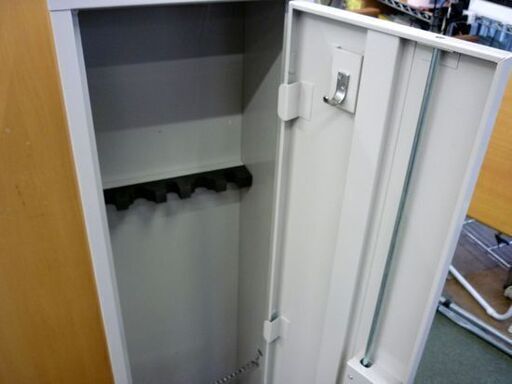 ☆STEEL FACTORY ガンロッカー 猟銃仕様 2丁入用 かんぬき施錠