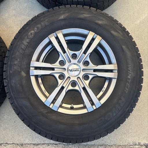 スタッドレスタイヤ ハイエース用 4本セット スタッドレス15インチ 4