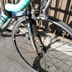 ランドスケープ ホワイト 外装6段変速 20型 折りたたみ自転車 【値下げ