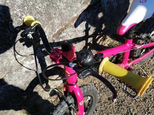 良品 ヨツバサイクル プラムピンク 14インチ キッズ 自転車 タイヤ 良品 ヨツバサイクル プラムピンク 14インチ キッズ 自転車 タイヤ