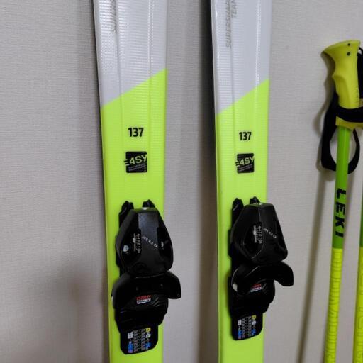 子供用スキー板137 ブーツ24小学3〜4年生 ジュニアスキー 板」の