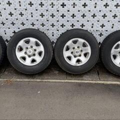 ハイエースバン 純正タイヤ4本セット①交渉中