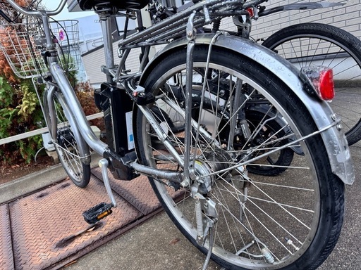 25ブリヂストン新機種電動アシスト自転車angelino20イン チハダイロ