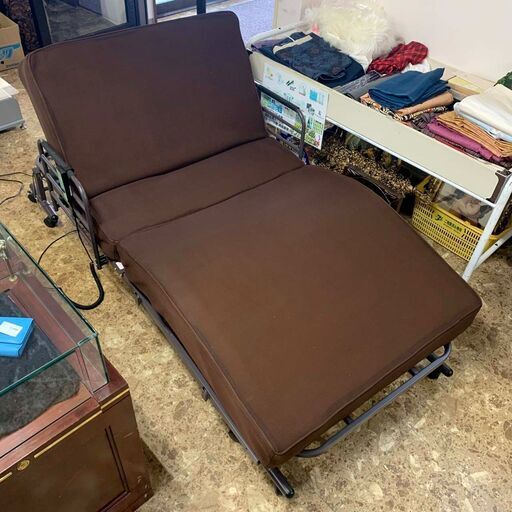 ニトリ 折り畳み電動ベッド 手すり付き リモコン操作 電動ベッド リクライニングベッド ブラウン 札幌 東区 店頭引き取り歓迎
