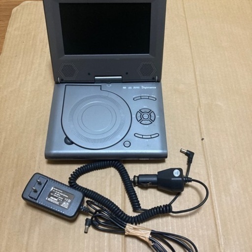 ポータブルDVDプレイヤー