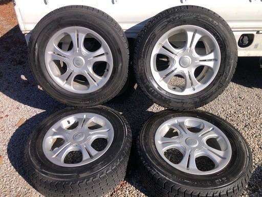 冬タイヤ 195/65R15 ヴォクシー等用アルミ付きスタッドレス バリ山4本組