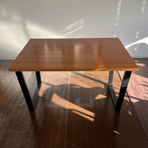 ウォールナット×スチール ダイニングテーブル 120×80