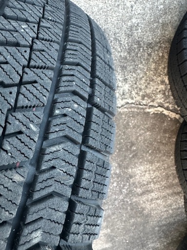 決まりました‼️バリ溝‼️ブリヂストン スタッドレスVRX 155/65R14