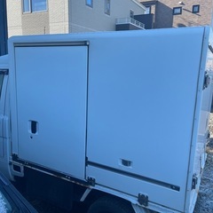 またまた入荷保冷車コンテナ‼️キレイです。横ドア付き☆