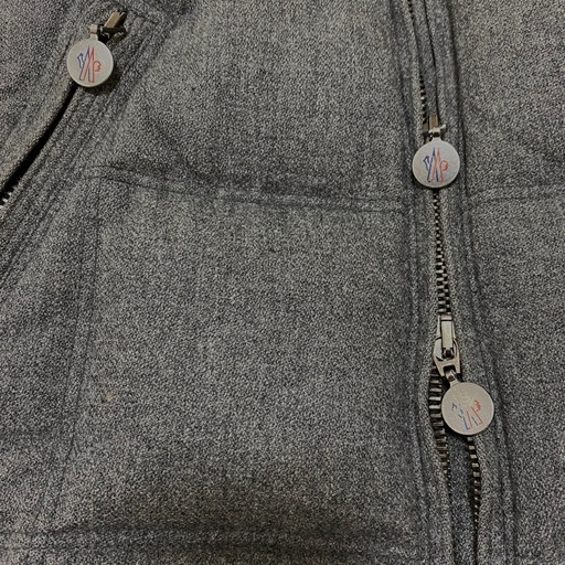 モンクレール モンクレール ダウンベストグレーサイズ3XL MONCLER