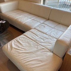 皮製ソファー激安お譲りします。
