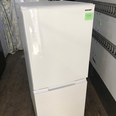 NO 709 ★福岡市内配送設置無料★ 2020年　冷蔵庫 ホワイト系 SJ-D15G-W [152L /2ドア /右開き/左開き付け替えタイプ] [冷凍室 58L] NO 709 ?福岡市内配送設置無料✨? 2020年 冷蔵庫 ホワイト系 SJ-D15G-W