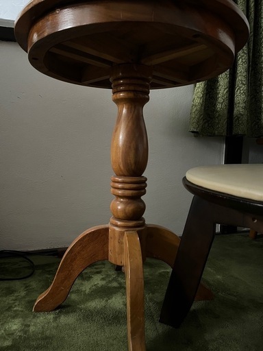 チェコ製？ ラウンドテーブル カフェテーブル 木製 アンティーク