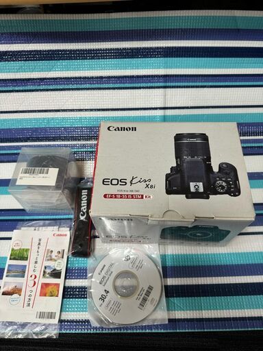 CANON EOS kiss x8i ダブルズームレンズ アクセサリーfull CANON EOS