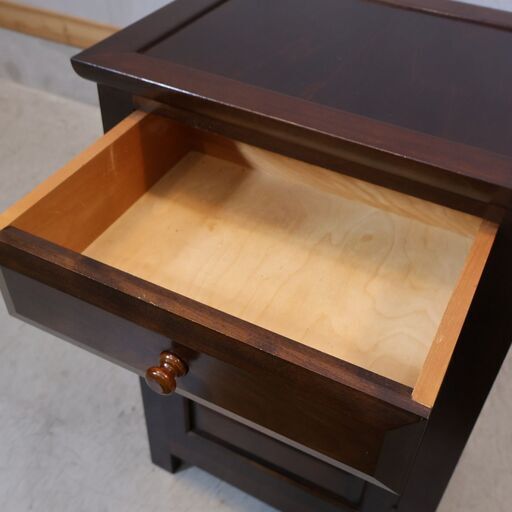 松本民芸家具のC型台/キャビネットのご紹介です。ミズメザクラ無垢材を