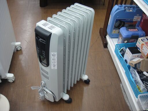デロンギ オイルヒーター KHD410812-BK【モノ市場安城店】41 未 デロンギ オイルヒーター KHD410812-BK【モノ市場安城店】41 未