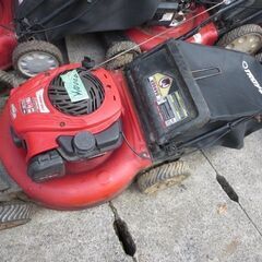 使用頻度少！アメリカ製TROYバケット付き芝刈り機手押し式