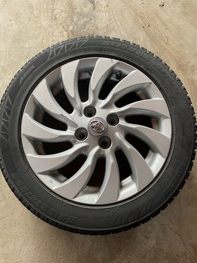 【シュン】◾️ bB純正アルミホイール2本【1】 bB純正アルミ+スタッドレス シュン】◾️ bB純正アルミホイール2本【1