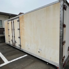 またまた入荷保冷車コンテナ‼️キレイです。横ドア付き☆